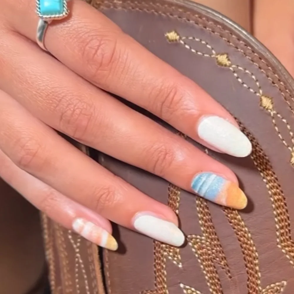 *Retired* Color Street: Canyon Sunset | White Orange Yellow Blue Summer Spring - Picture 2 of 10